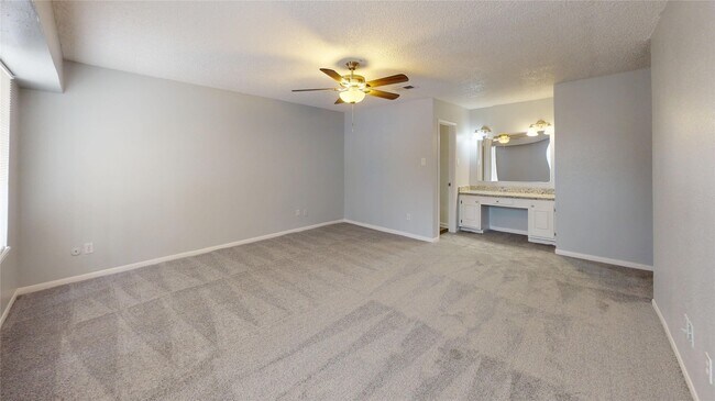 Building Photo - 14147 Misty Meadow Ln