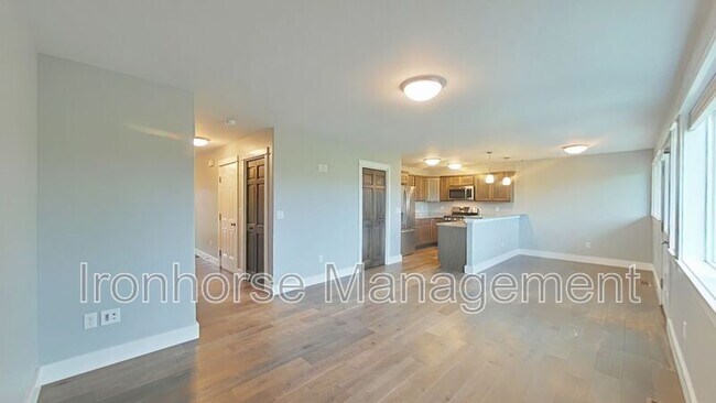 Building Photo - 2930 Warbler Way