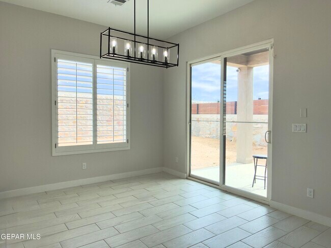 Building Photo - 15372 Imagine Dr