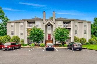 Building Photo - Coming Soon! 2 Beds 1.5 Baths! at River Vi...