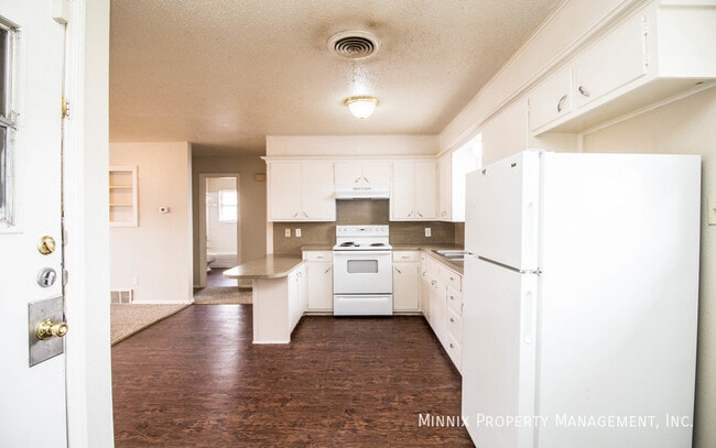 Building Photo - 1602 58th St