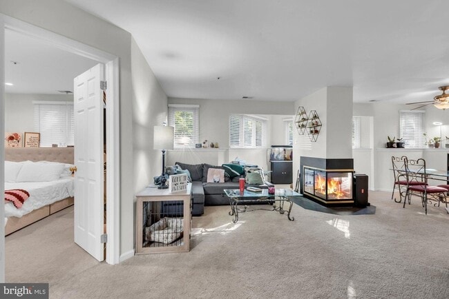 Building Photo - 5006 Dorsey Hall Dr