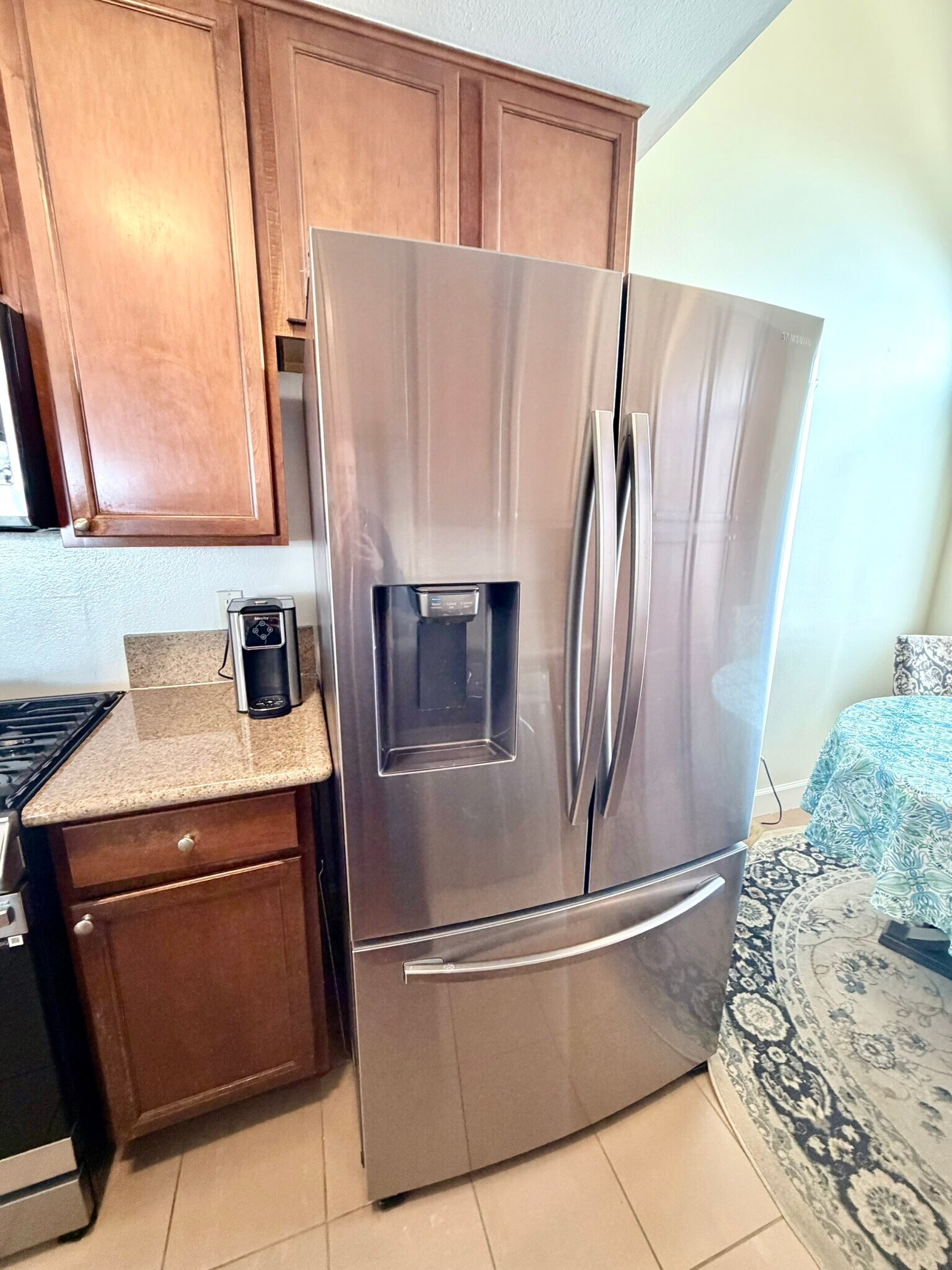 Building Photo - 1430 Colby Ave