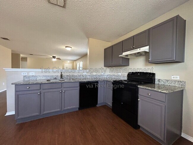 Building Photo - 4888 Parkview Hills Ln