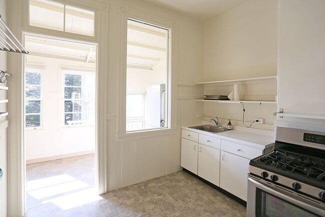 Building Photo - OPEN HOUSE: Sunday (7/20) 2:30pm-3:00pm To...