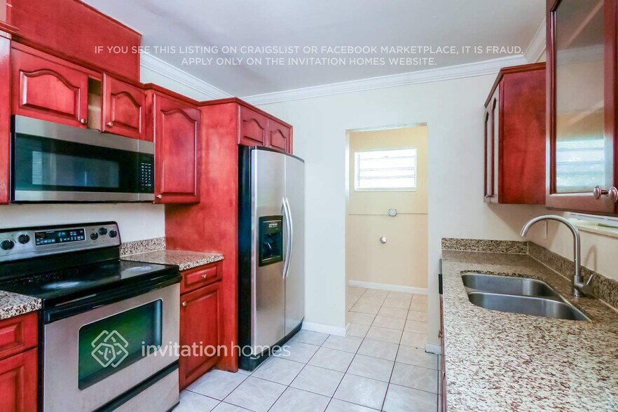 Building Photo - 1270 NW 175th Terrace