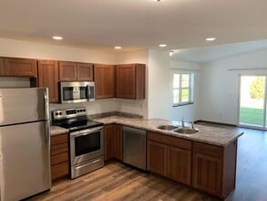 Building Photo - 7112 Brehm St