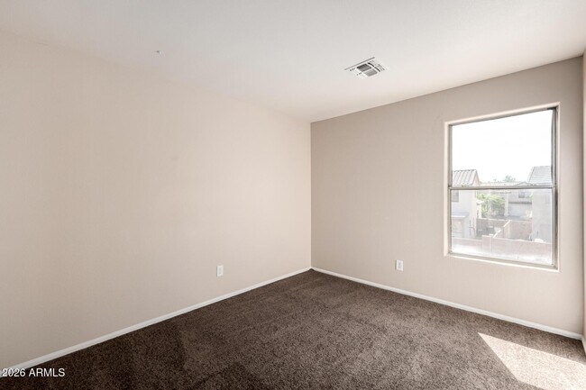 Building Photo - 12547 W Medlock Dr