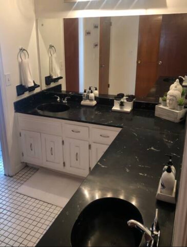 Building Photo - 3860 Pontevedra Pl