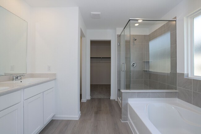 Building Photo - 40618 Balsam Run Ln