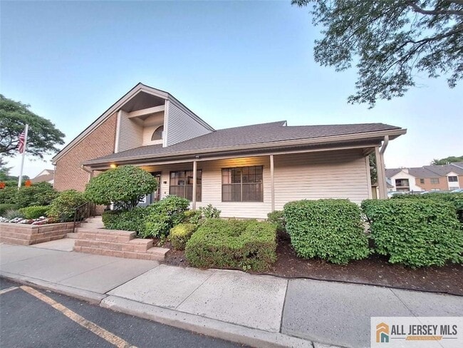 Building Photo - 511 Sunshine Ct