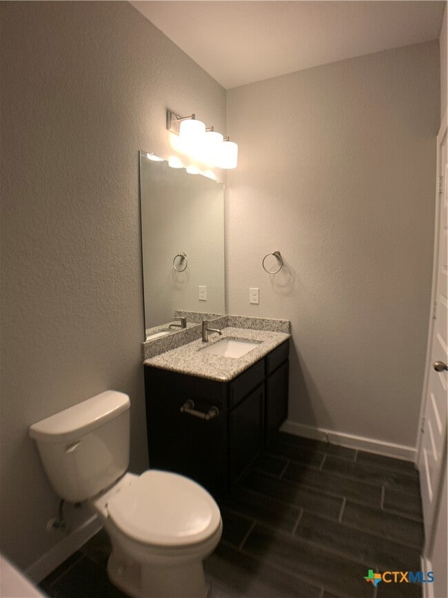 Building Photo - 354 Creekside Curve