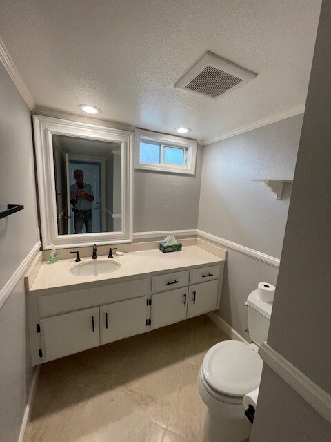 Downstairs half bath - 10545 Kemerton Rd