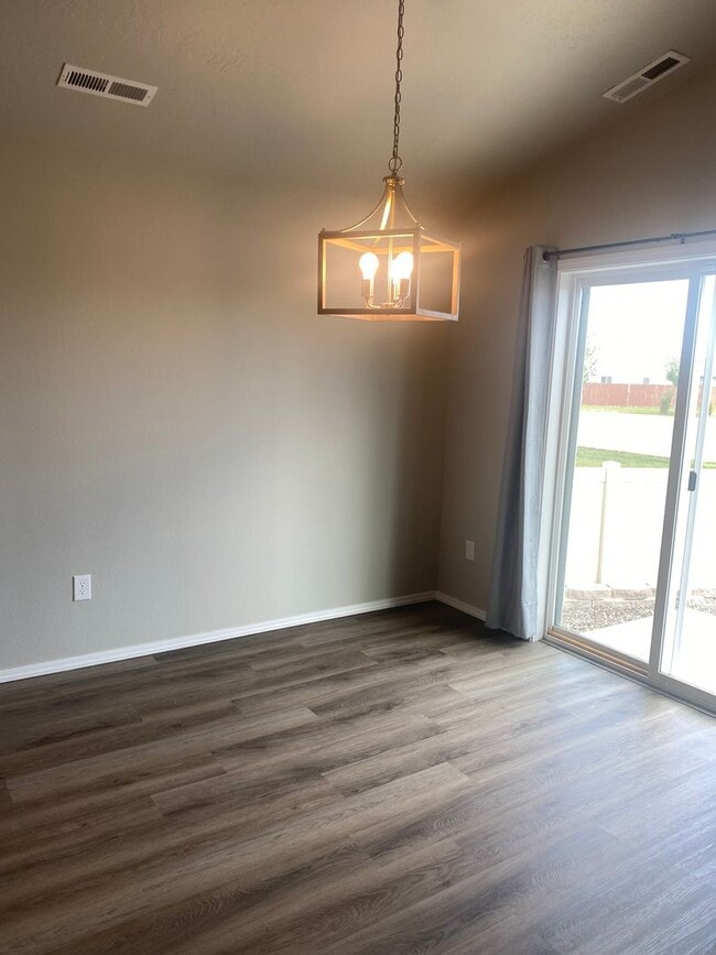 Building Photo - 5214 Clearfield Ct