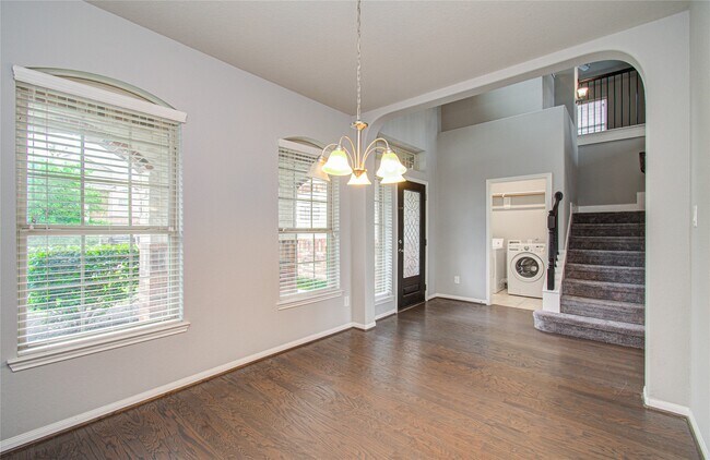 Building Photo - 24331 Kee Cresta Ct