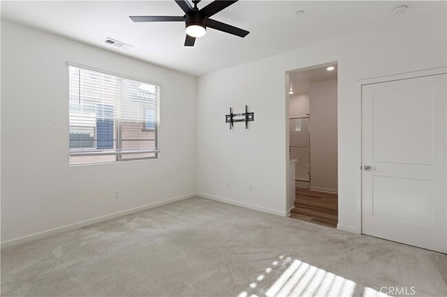 Building Photo - 839 Cranberry Way