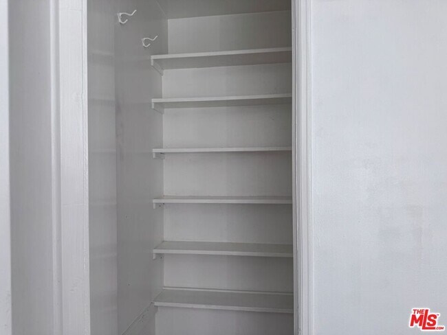 Building Photo - 1101 Euclid St