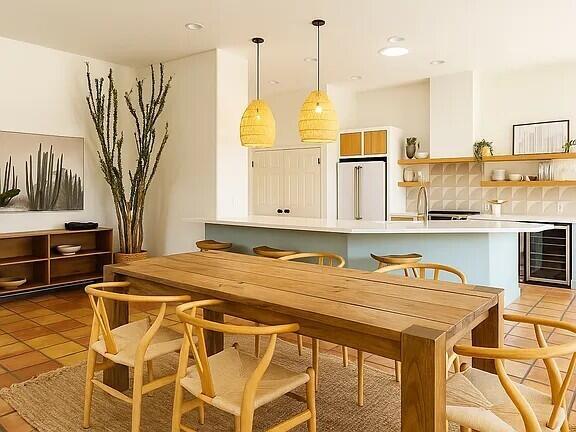 Building Photo - 53460 Avenida Diaz