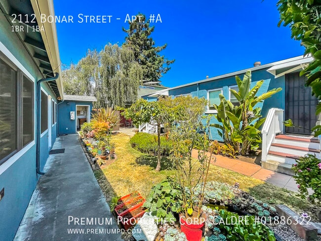 Building Photo - 2112 Bonar St