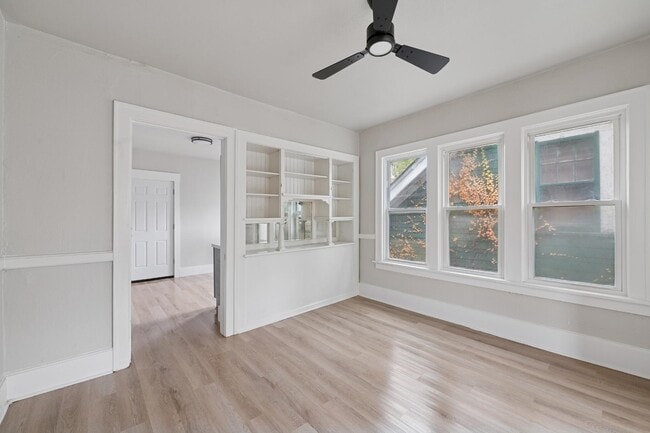 Building Photo - 3166 N 16th St