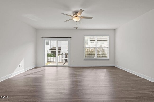 Building Photo - 1033 Heartstone Wy