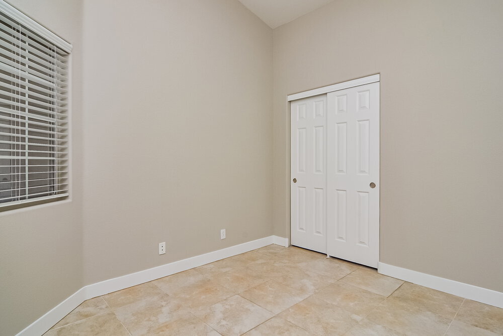 Building Photo - 1758 St Thomas Dr