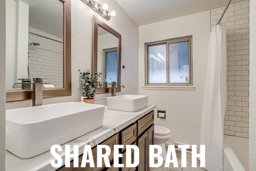 Building Photo - 9341 Hoffman Way