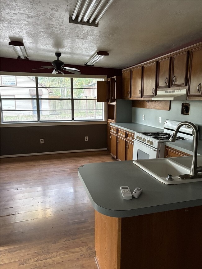 Building Photo - 314 Commanche Rd