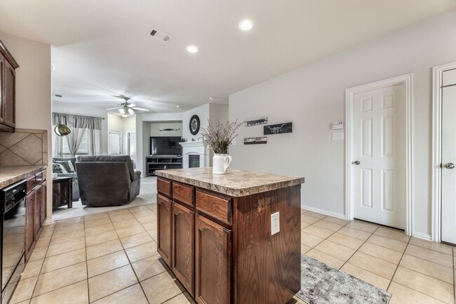 Building Photo - 12044 Ringtail Dr