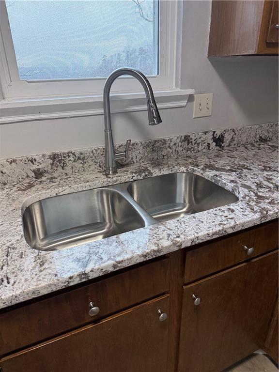 Building Photo - 1559 Cedar Bluff Trail