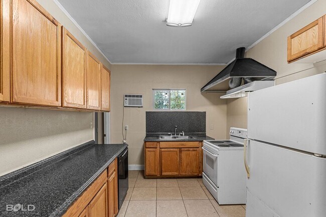 Building Photo - 649-B Merrick Street-