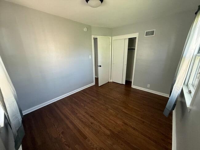 Building Photo - Spacious 2 Bedroom, 2 Bath Home with Bonus Space and a Single Car Garage