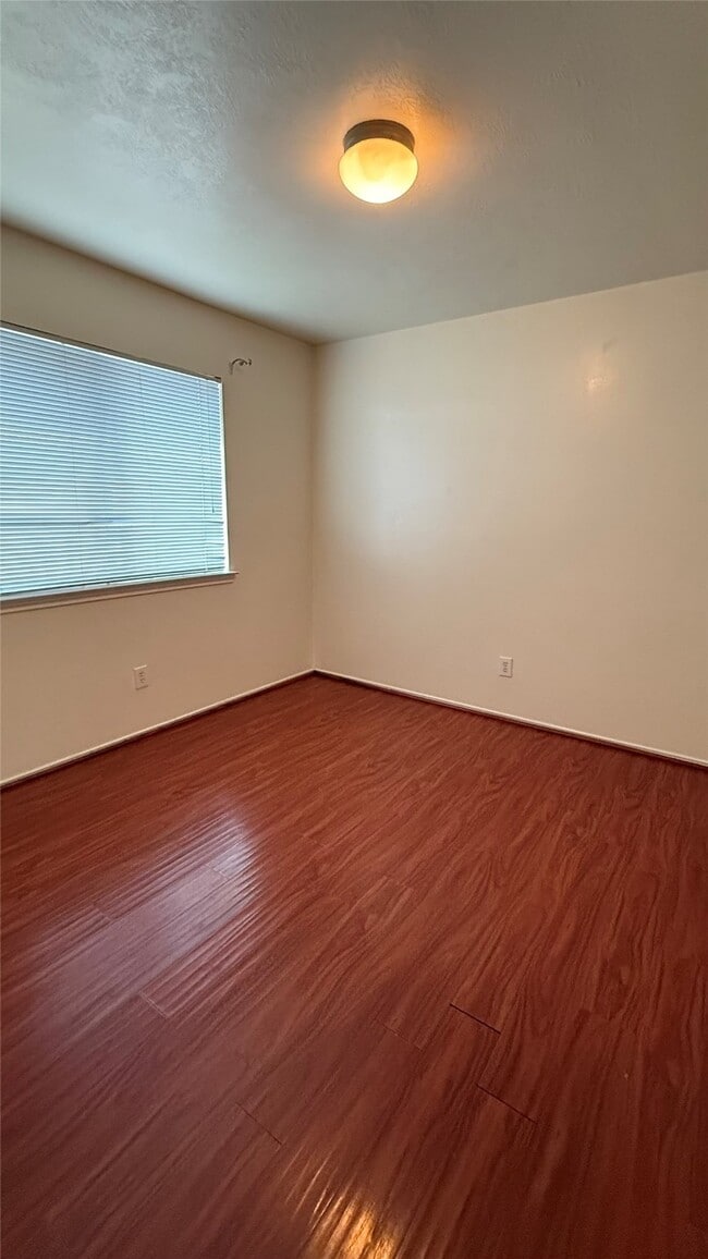 Building Photo - 2714 Grahamwood Ln