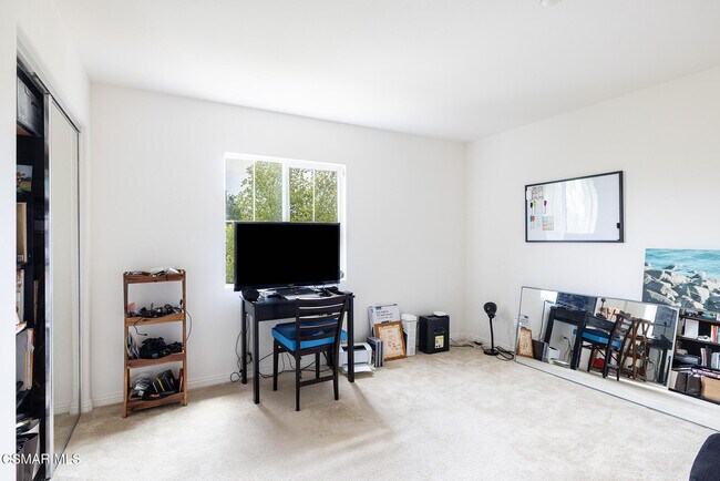 Building Photo - 1513 Silver Shadow Dr