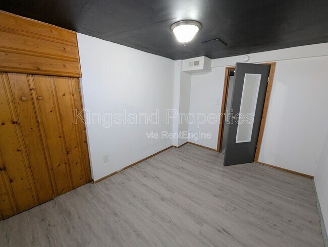 Building Photo - 9418 Pattonwood Dr