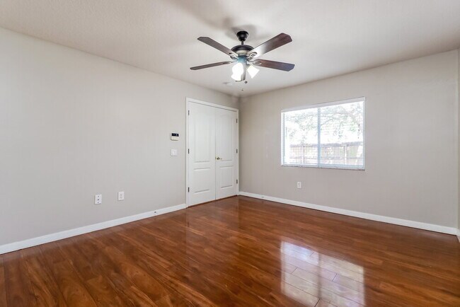 Building Photo - 609 Sunset Beach Ct