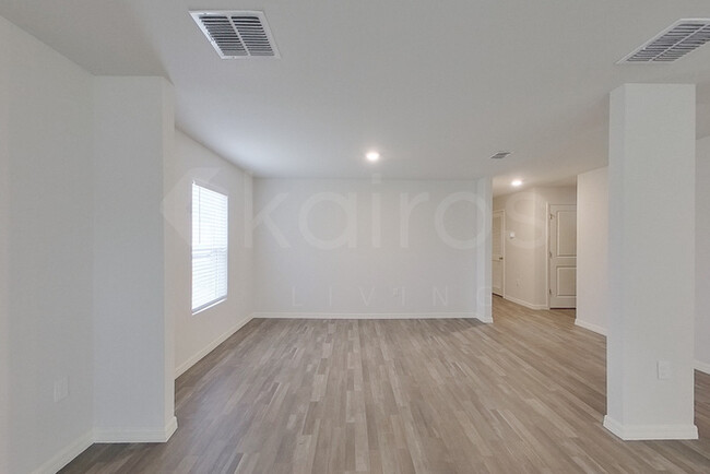 Building Photo - 7159 Meroni Blvd
