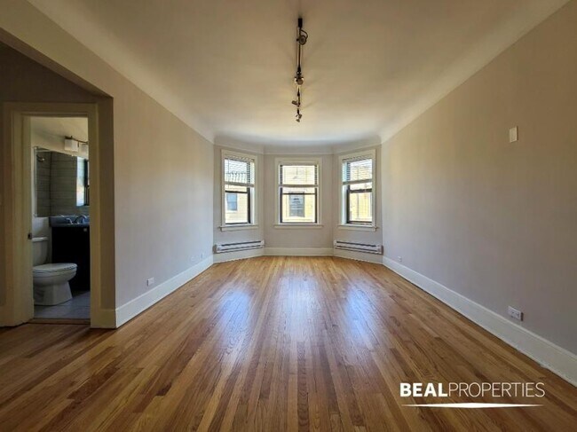 Primary Photo - 1 bedroom in CHICAGO IL 60647