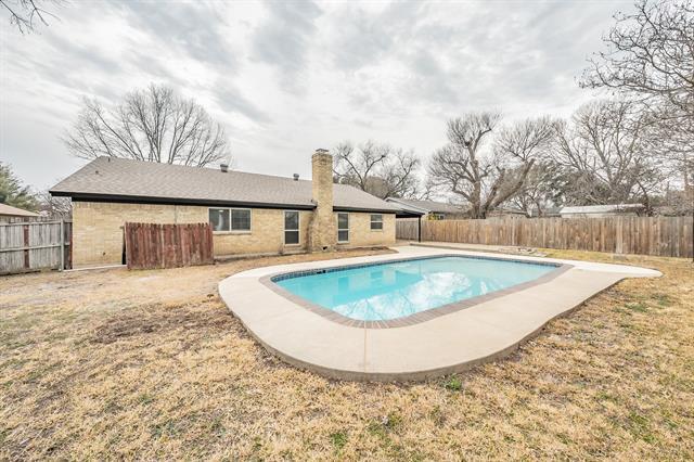 Building Photo - 8409 Glenann Dr