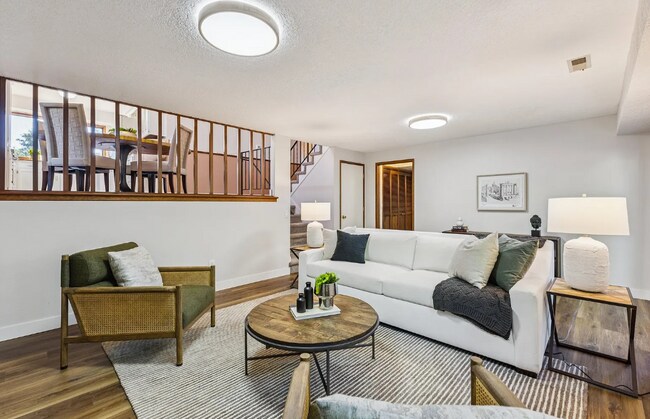 Building Photo - 2583 Pimlico Dr