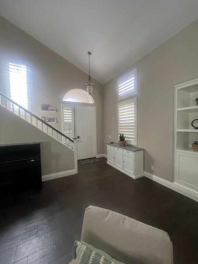 Building Photo - Welcome Home to Your Temecula Retreat!