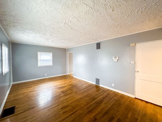 Building Photo - 3343 Arthington Blvd