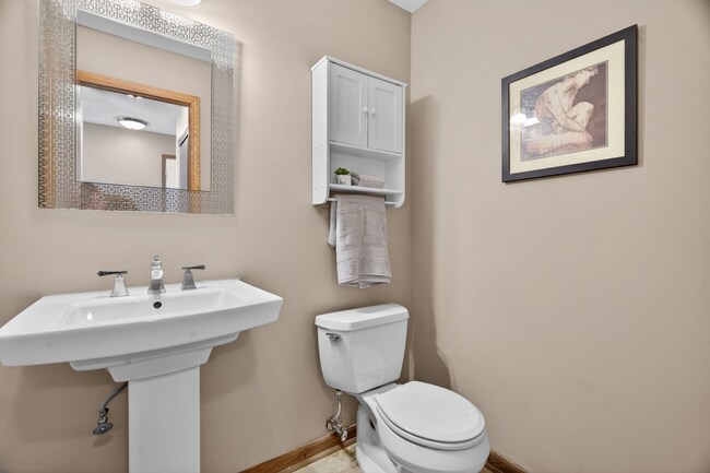 Building Photo - 2167 Rossiter Pkwy