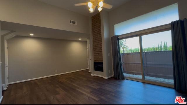 Building Photo - 11260 Overland Ave