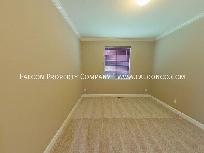 Building Photo - 7162 Laurel Cherry Ct