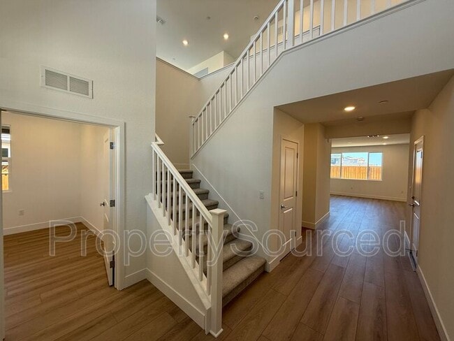 Building Photo - 1336 Martorella Ave