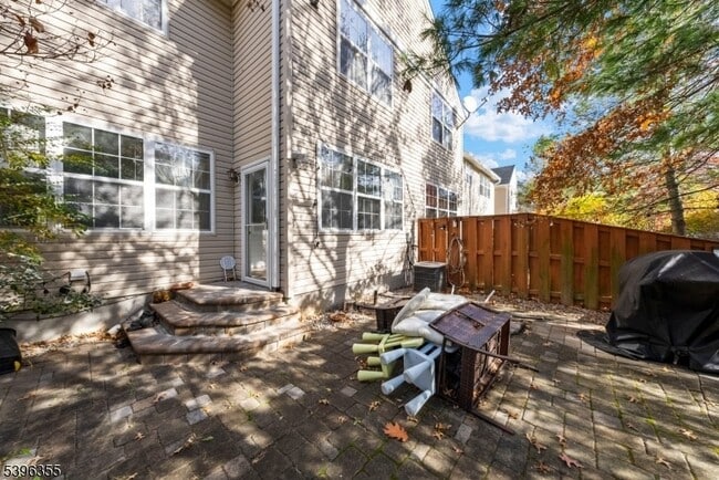 Building Photo - 72 River Birch Cir