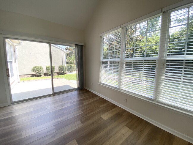 Building Photo - Wake up to a Golf Course View at this Home...