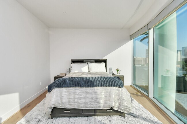 Building Photo - 1600 Post Oak Blvd