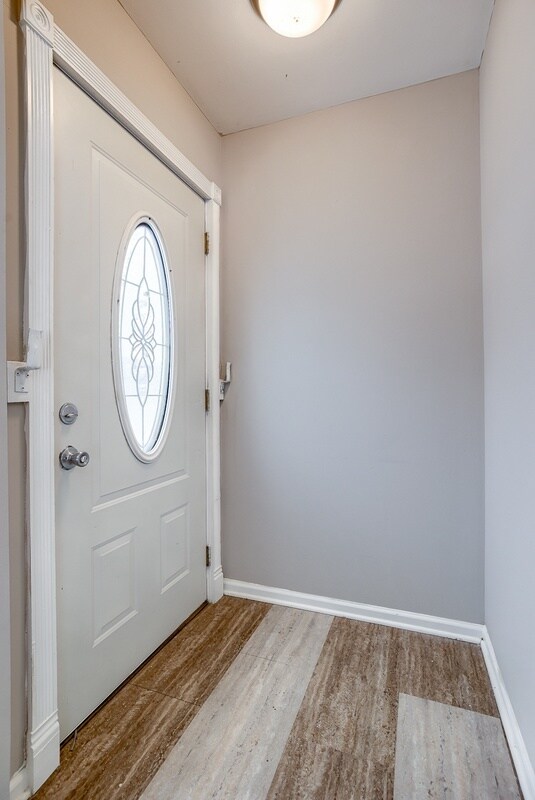 Building Photo - 6905 N 33rd St